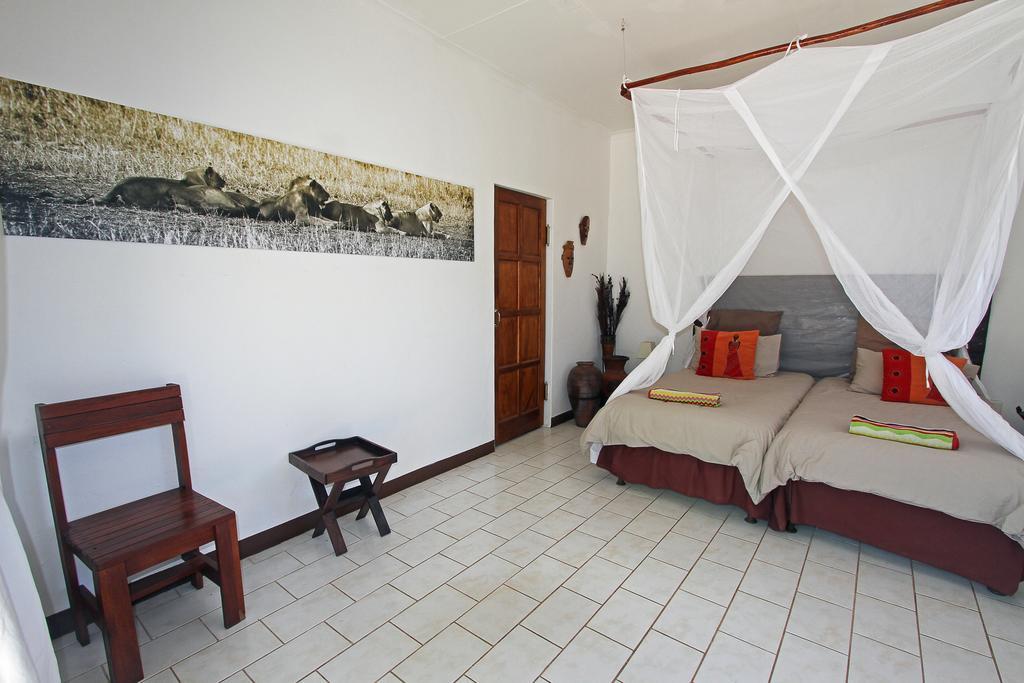 Normann Safari Bush Lodge Phalaborwa Eksteriør bilde