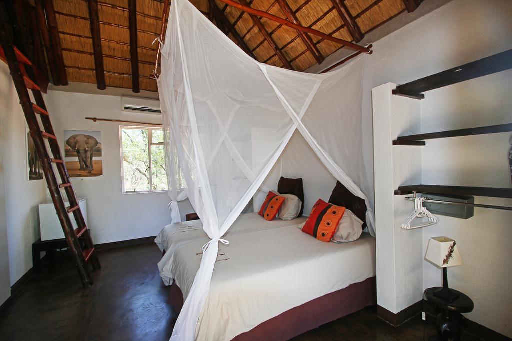 Normann Safari Bush Lodge Phalaborwa Eksteriør bilde