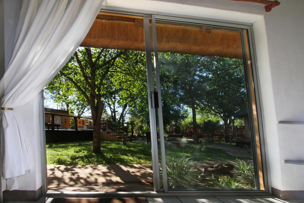 Normann Safari Bush Lodge Phalaborwa Eksteriør bilde