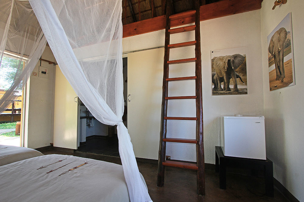 Normann Safari Bush Lodge Phalaborwa Eksteriør bilde