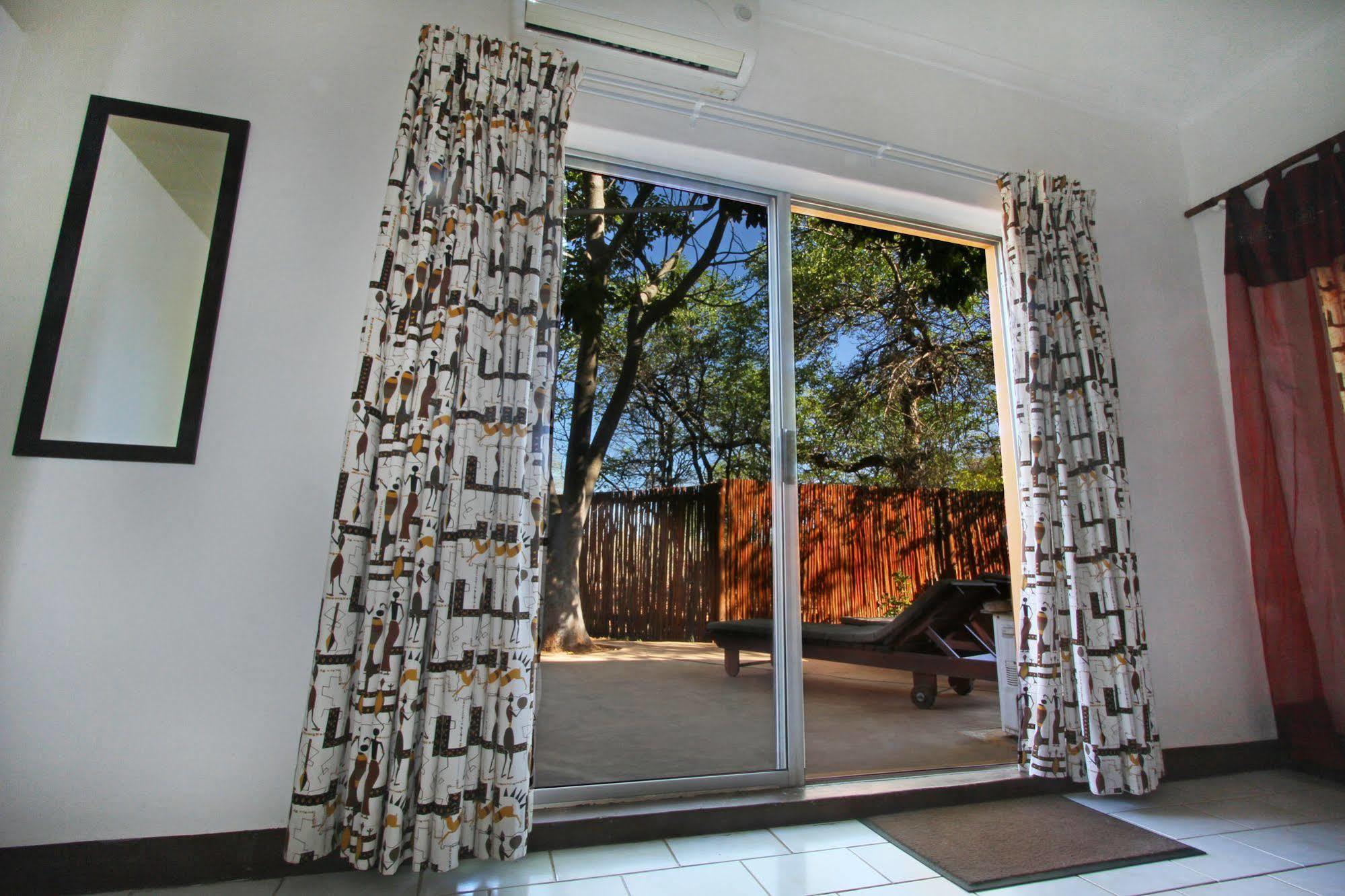 Normann Safari Bush Lodge Phalaborwa Eksteriør bilde